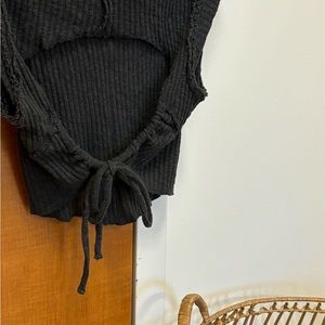 grey Urban Outfitters tank